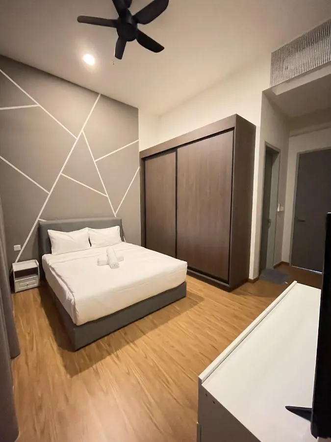 Penang Georgetown Kt Home For 8 Pax